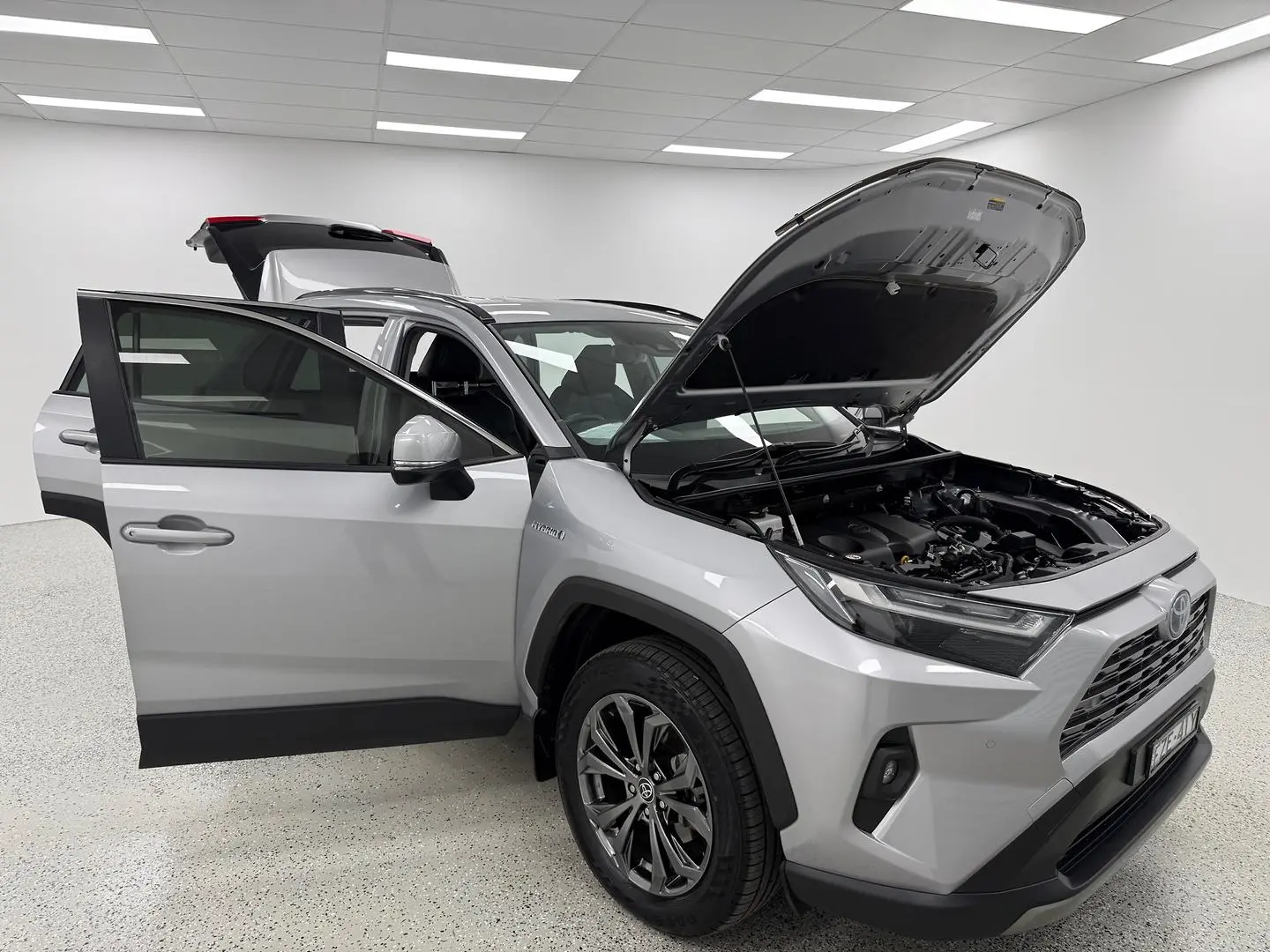 2023 Toyota RAV4 Gallery Image 22