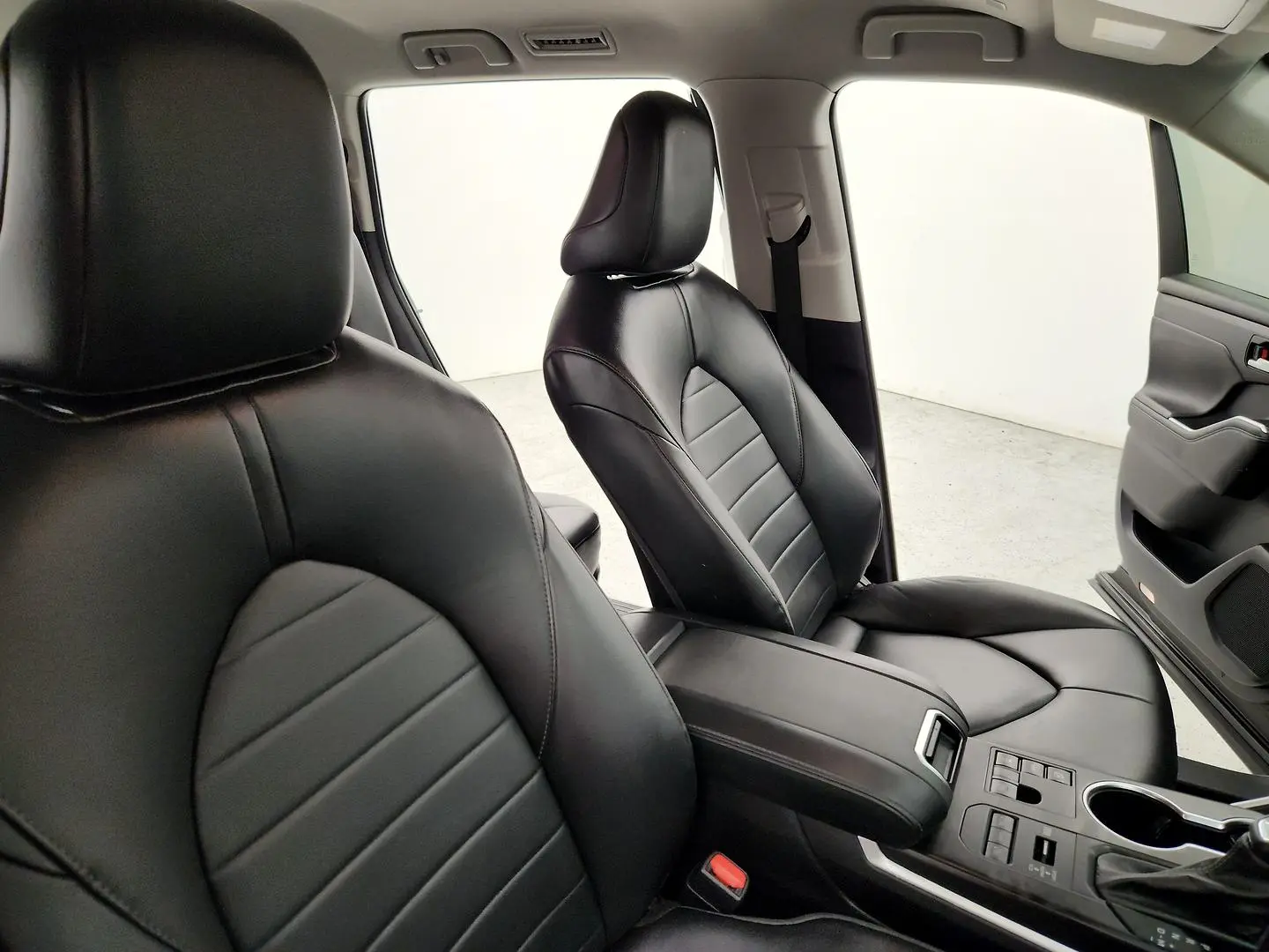 2023 Toyota Kluger Gallery Image 26