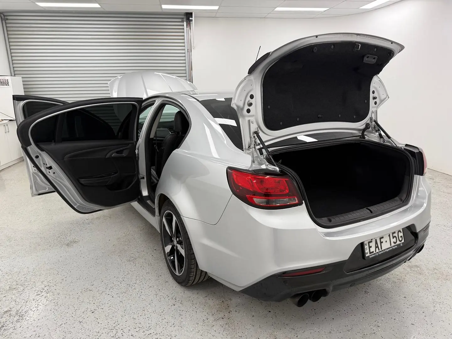 2017 Holden Commodore Gallery Image 12