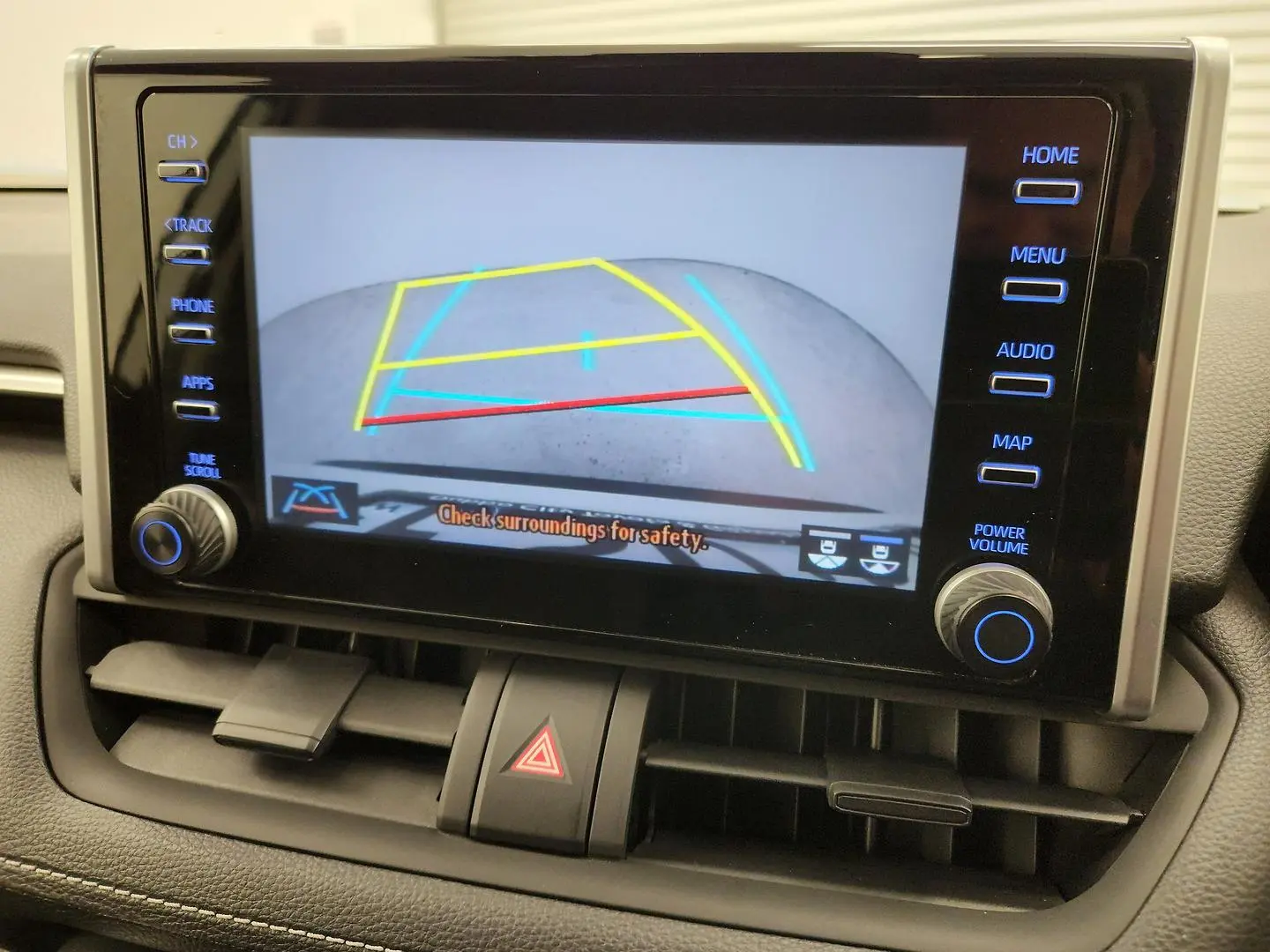 2019 Toyota RAV4 Gallery Image 30