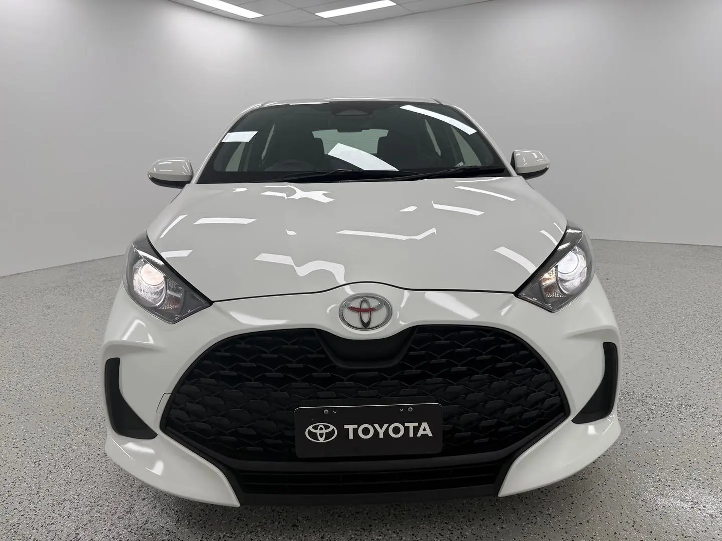 2024 Toyota Yaris Gallery Image 35