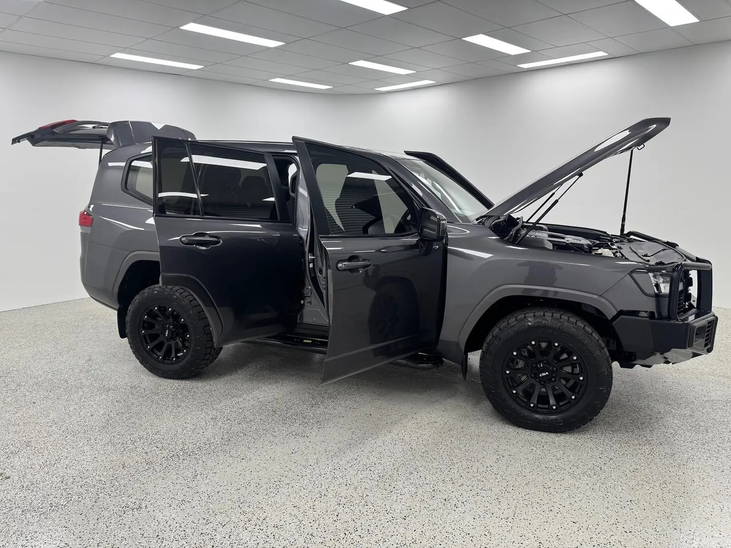 2023 Toyota Landcruiser Gallery Image 8