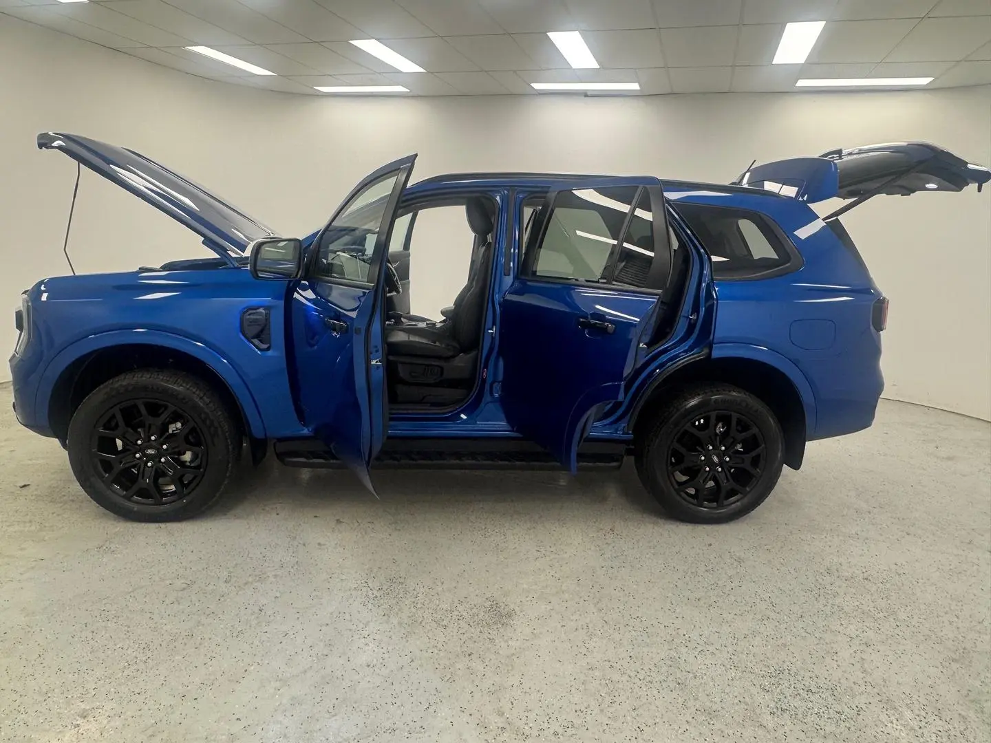 2023 Ford Everest Gallery Image 11