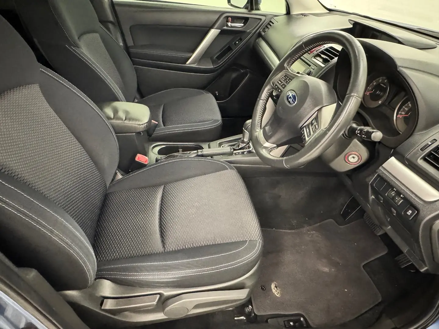 2014 Subaru Forester Gallery Image 18