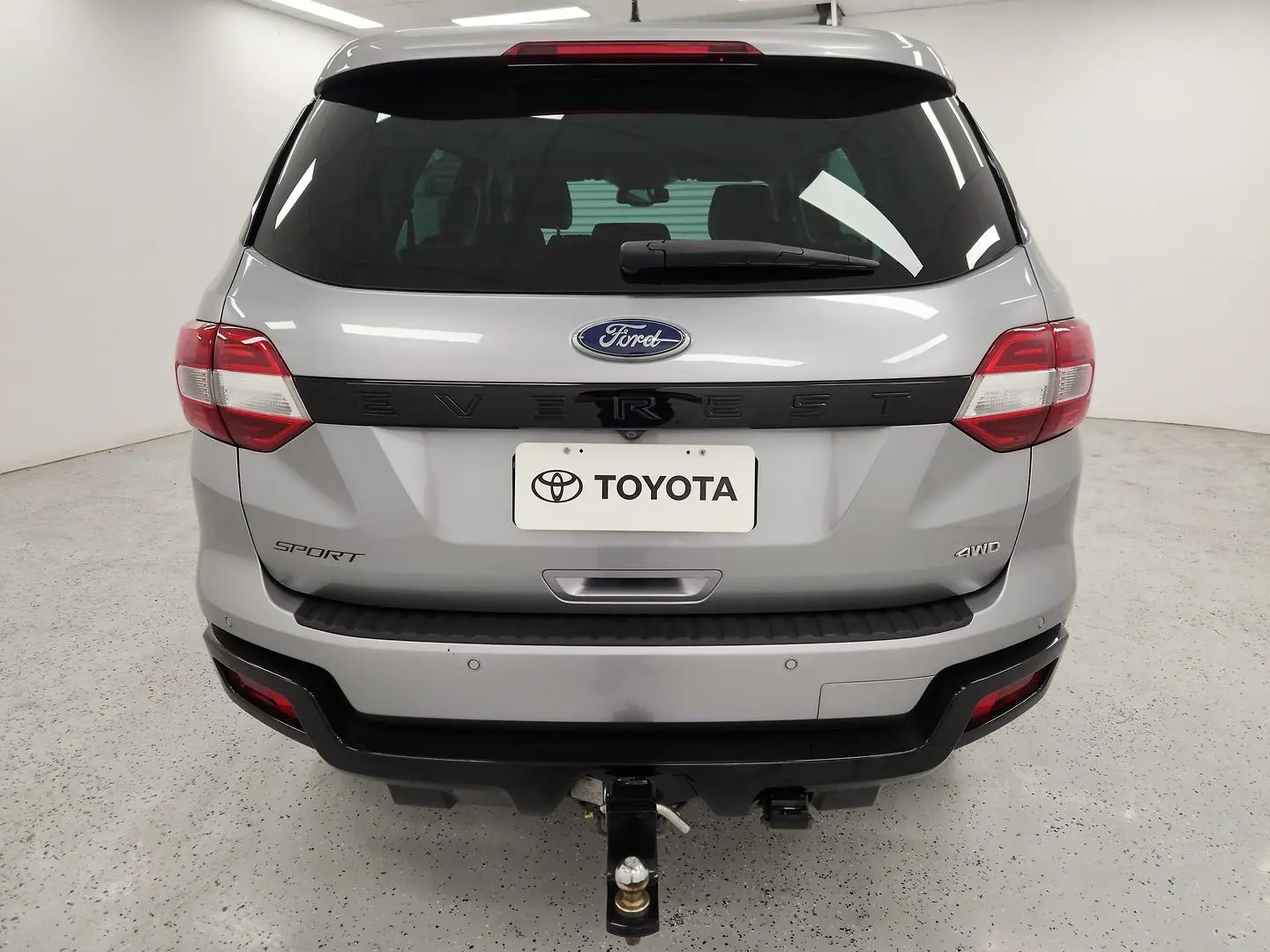 2021 Ford Everest Gallery Image 4