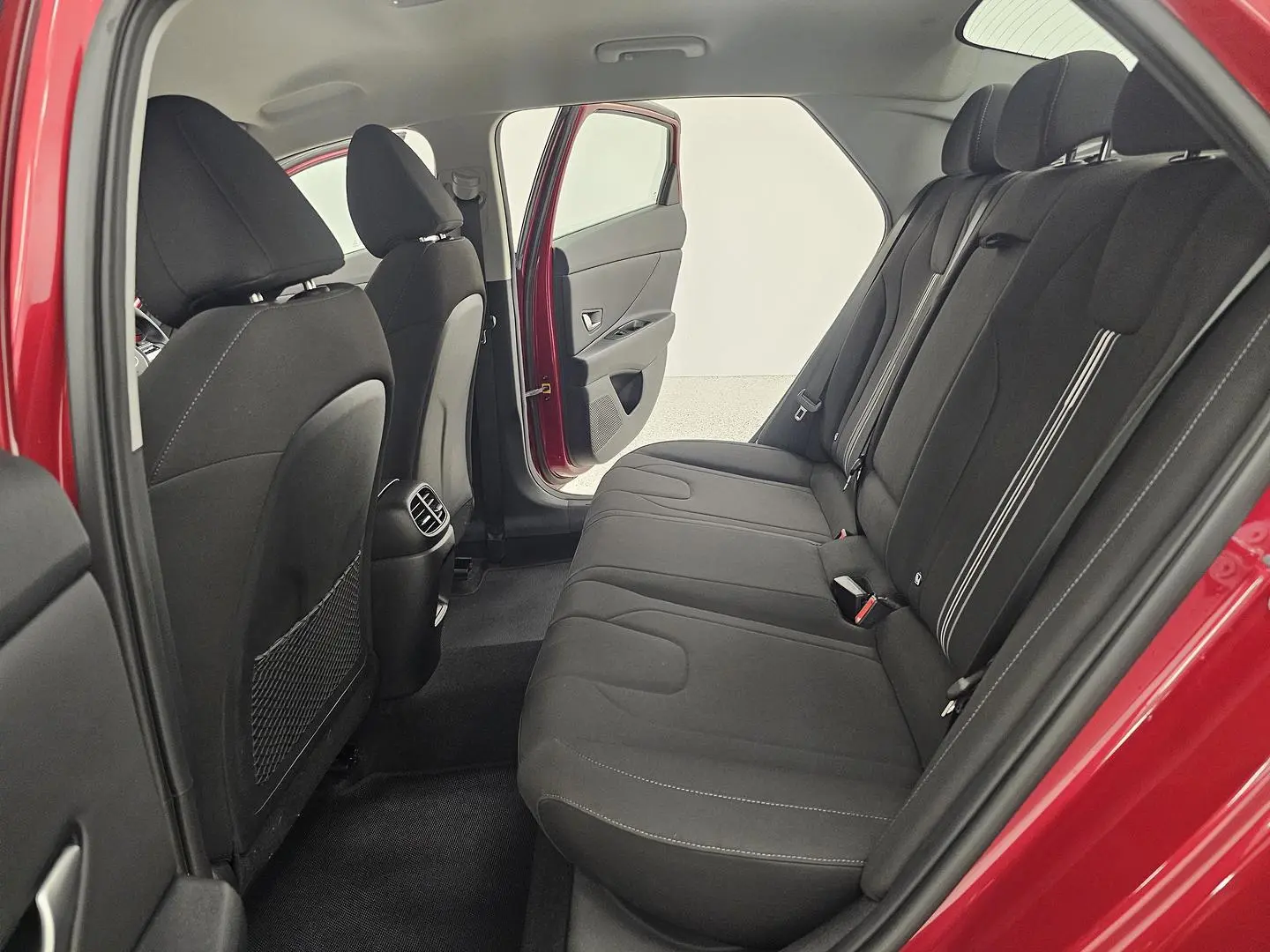 2024 Hyundai i30 Gallery Image 15