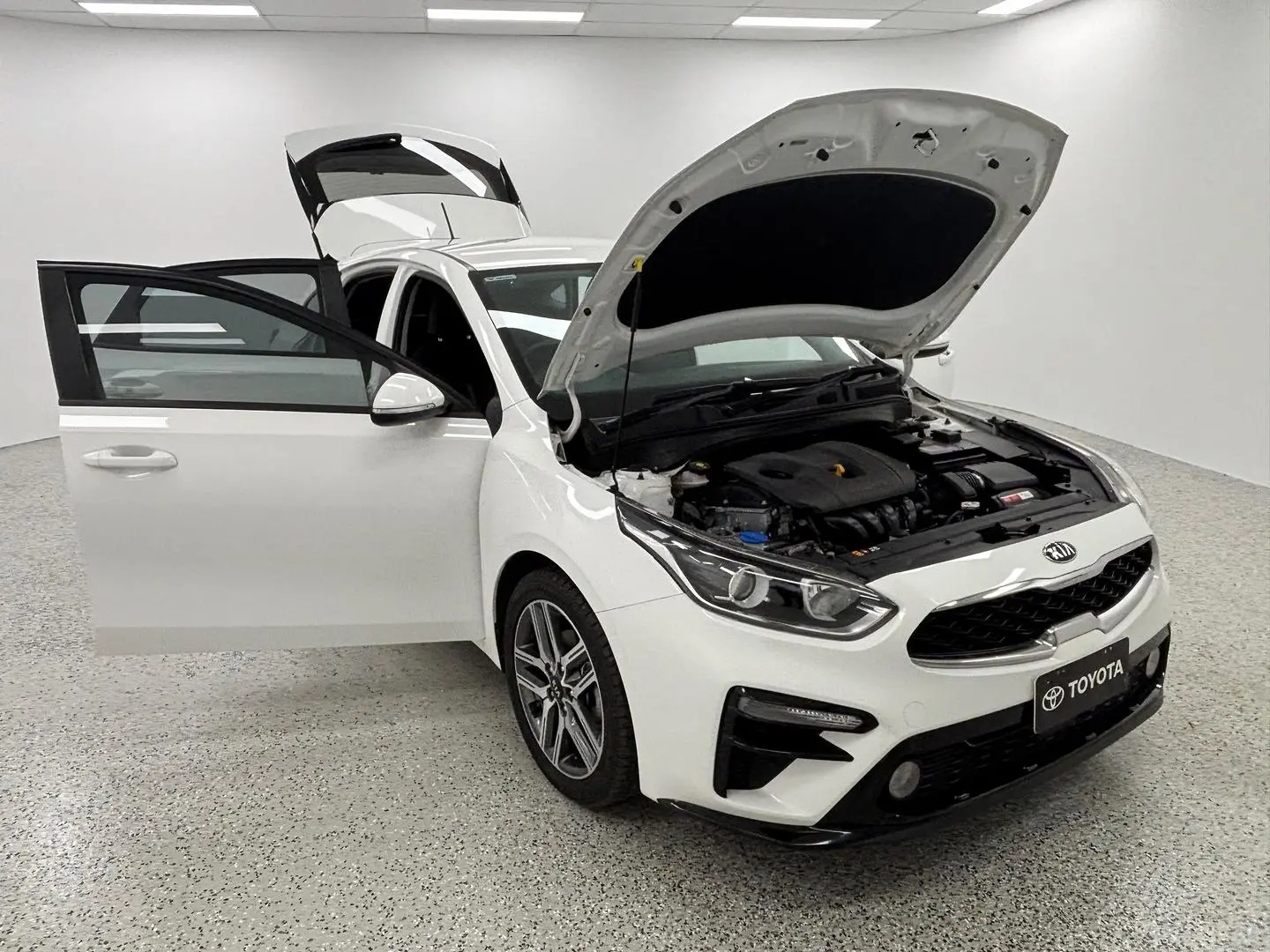 2019 Kia Cerato Gallery Image 8