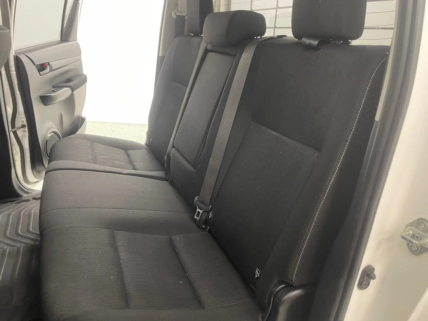 2020 Toyota Hilux Gallery Image 17