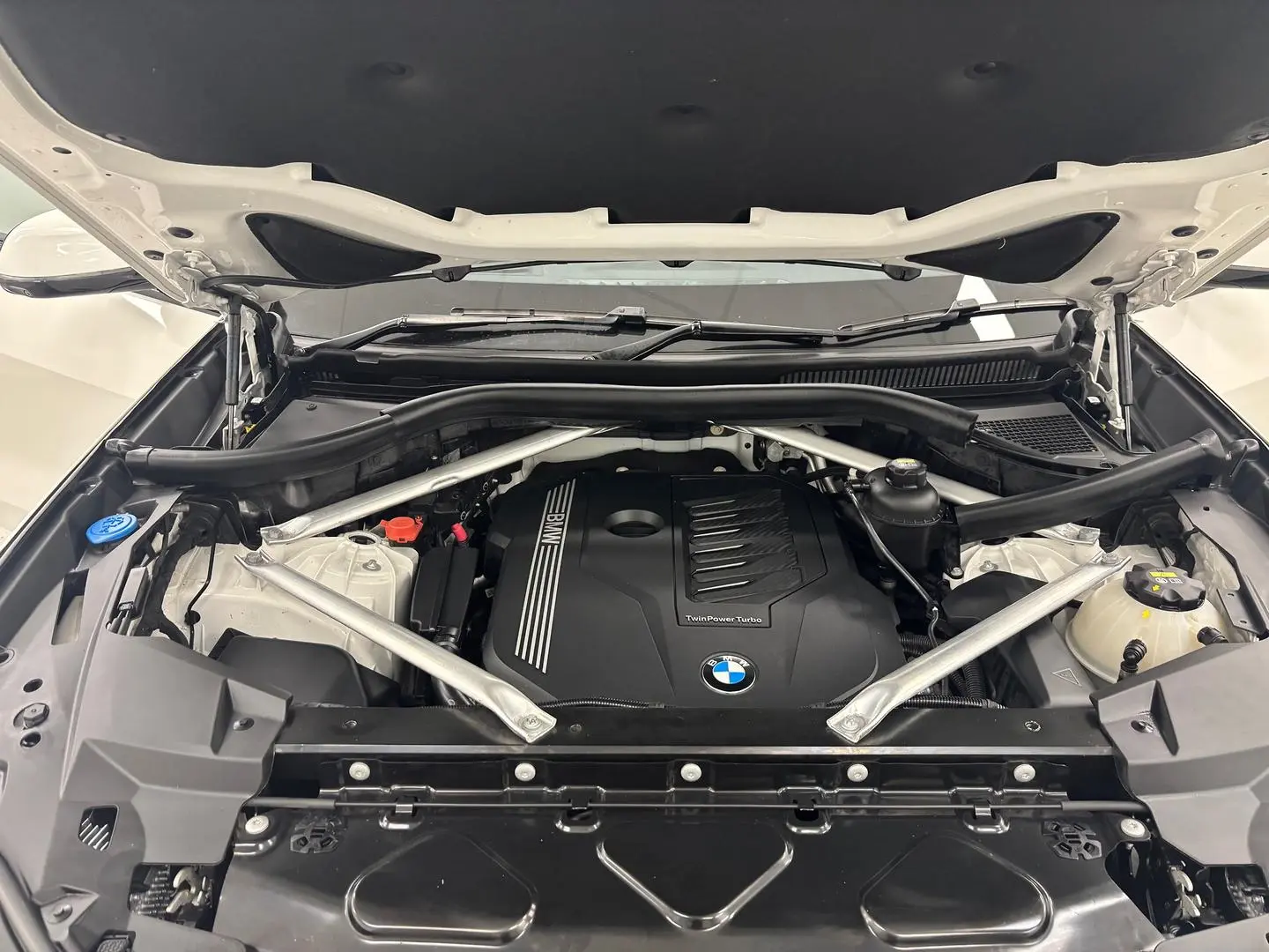 2021 BMW X5 Gallery Image 12