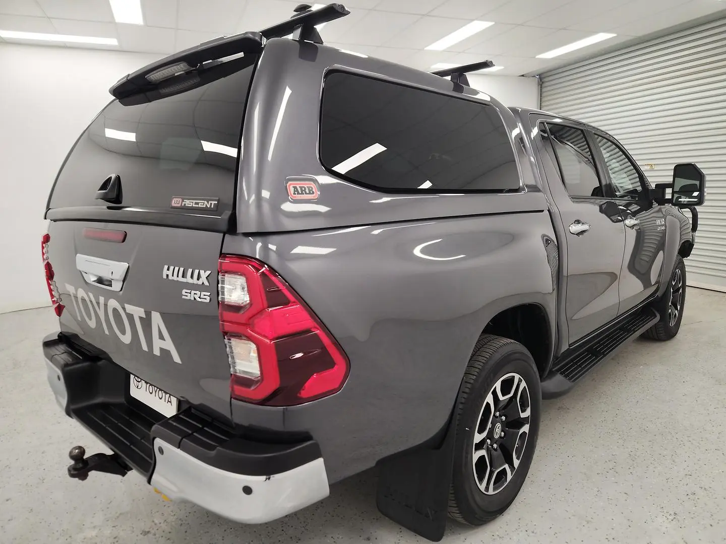 2022 Toyota Hilux Gallery Image 3