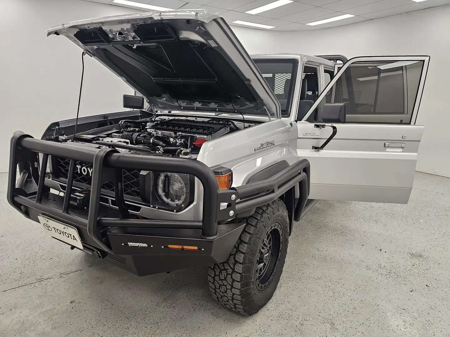 2024 Toyota Landcruiser Gallery Image 8