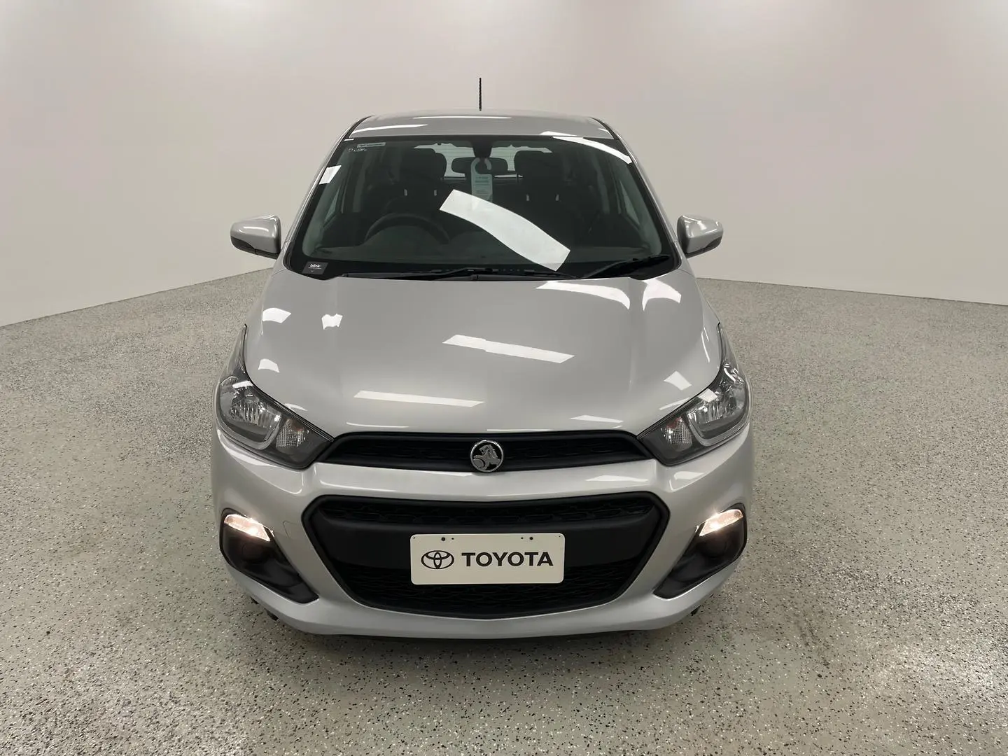 2016 Holden Spark Gallery Image 29