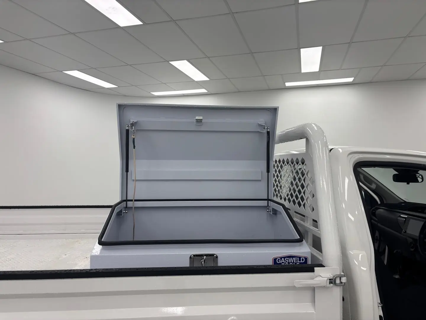 2023 Toyota Hilux Gallery Image 23