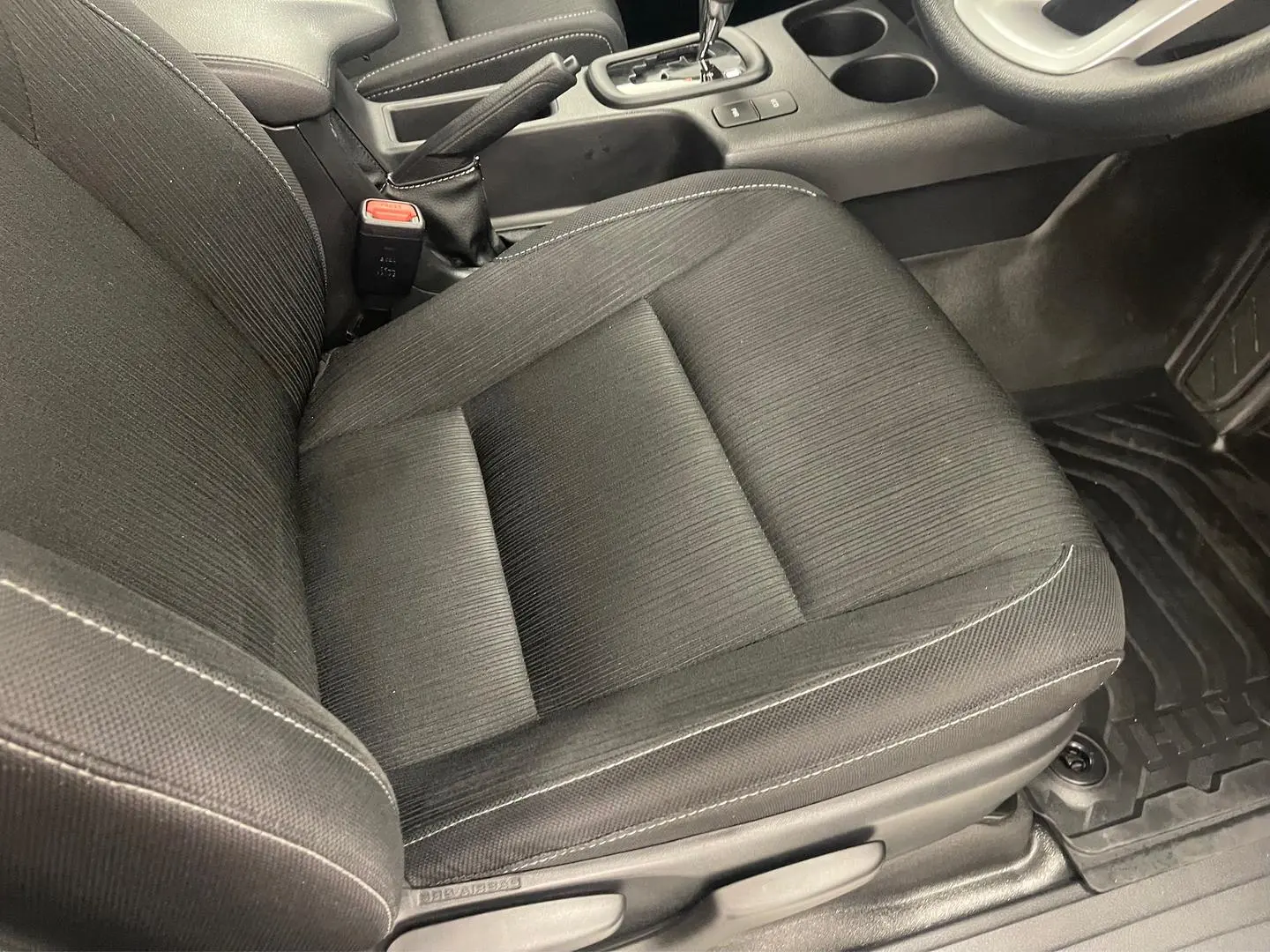 2024 Toyota Hilux Gallery Image 20