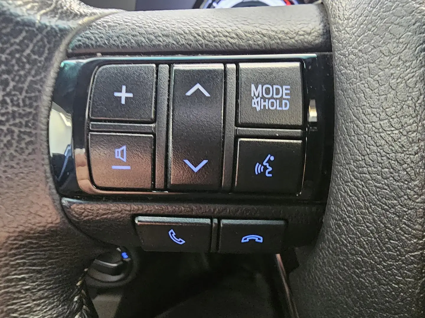 2019 Toyota Hilux Gallery Image 33