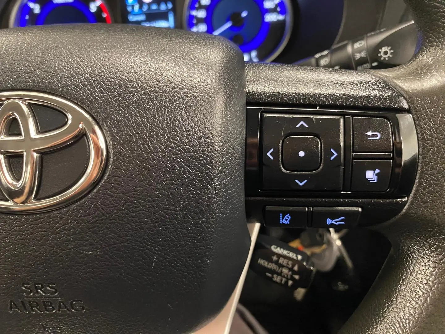 2019 Toyota Hilux Image 21