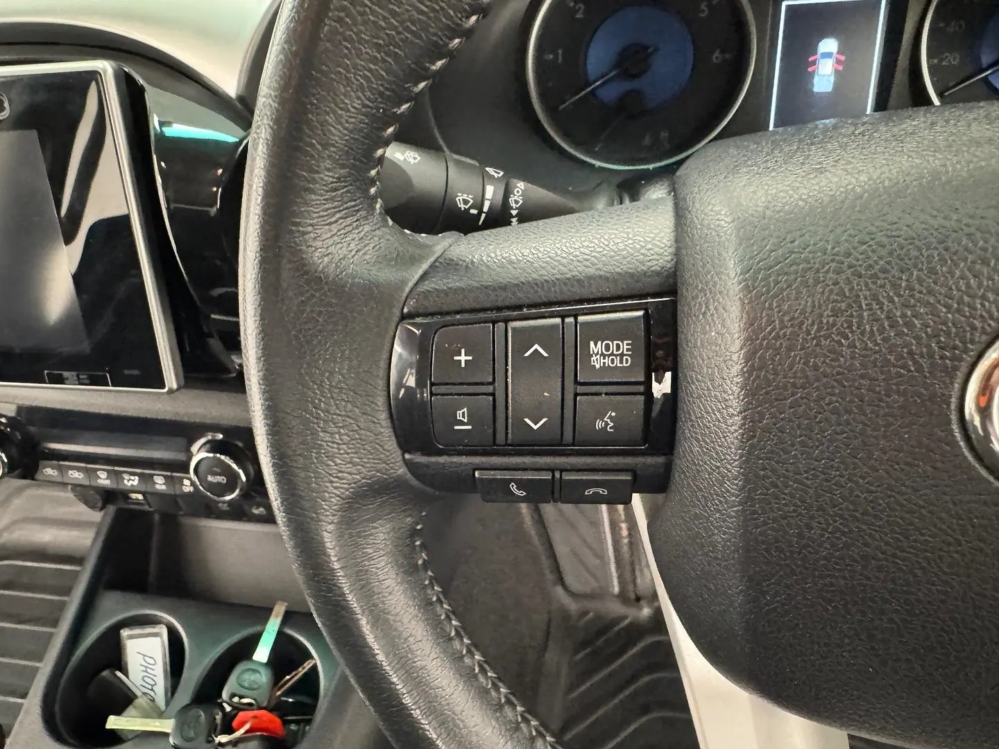 2017 Toyota Hilux Gallery Image 15