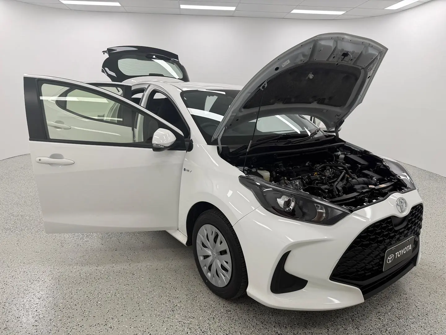 2024 Toyota Yaris Gallery Image 22