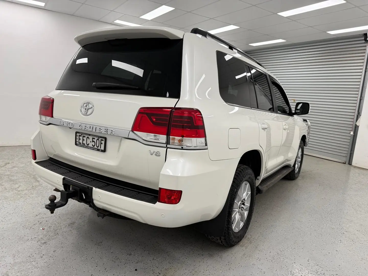 2019 Toyota Landcruiser Gallery Image 3
