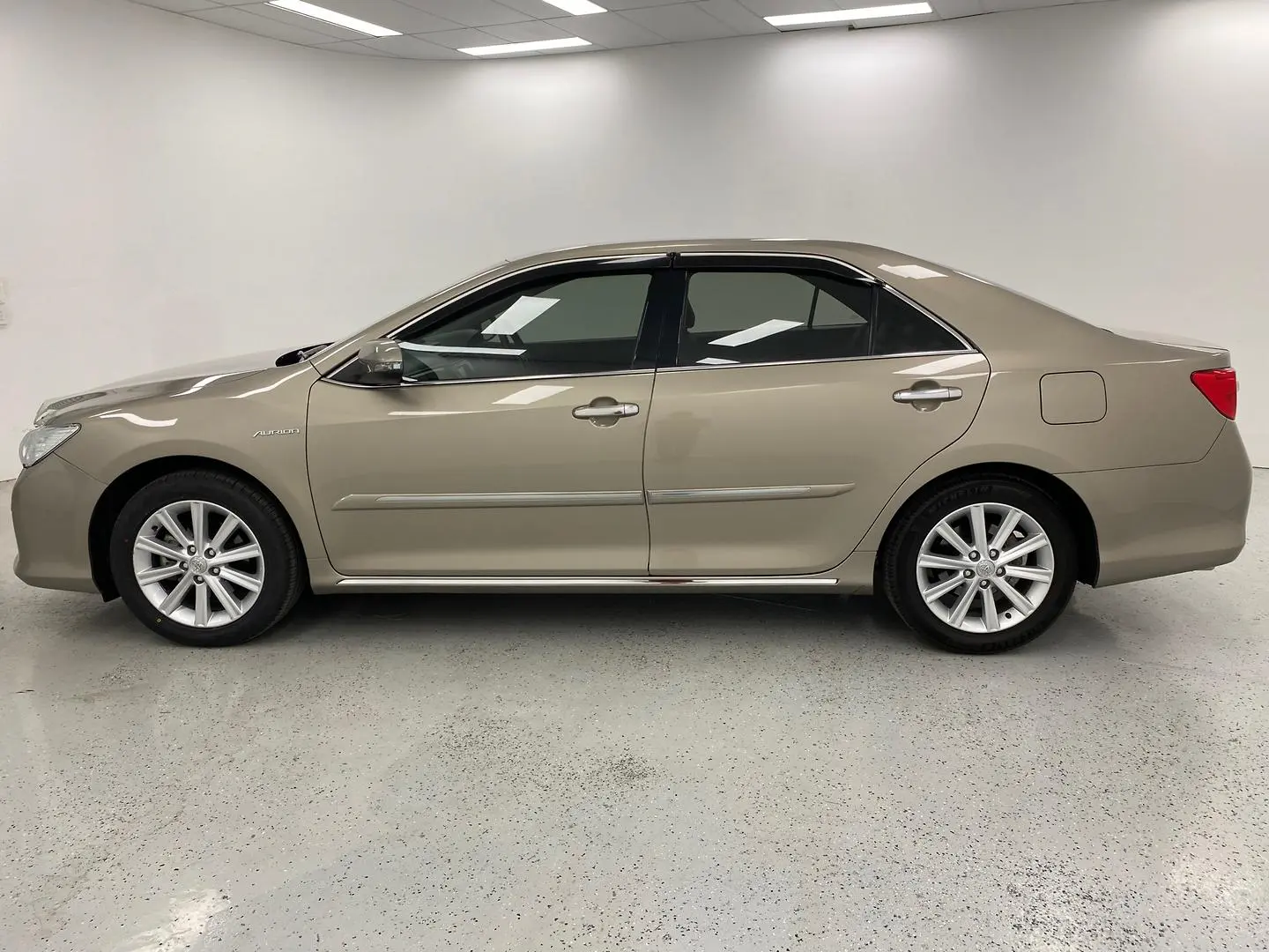 2013 Toyota Aurion Image 6