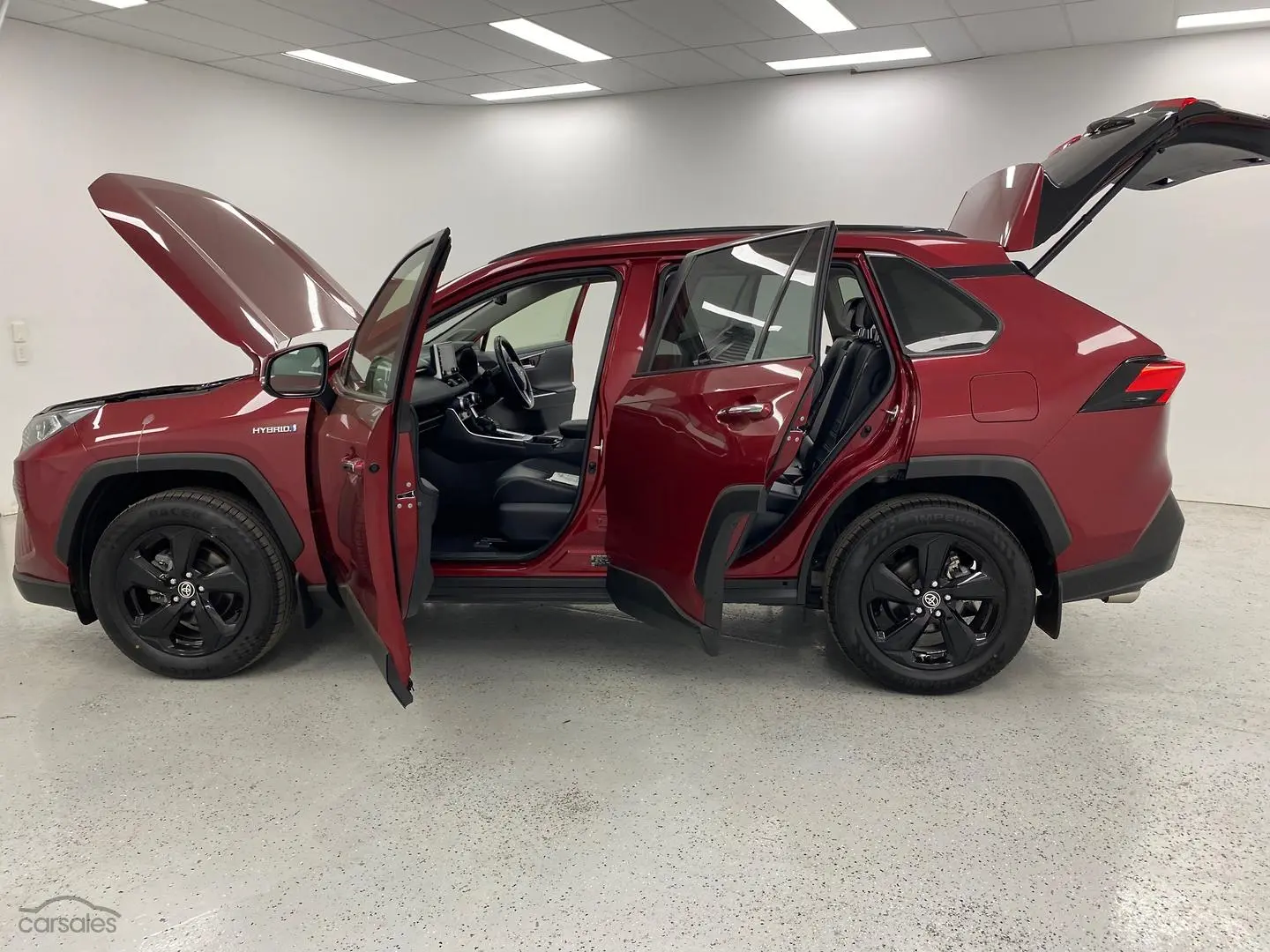 2019 Toyota RAV4 Image 14