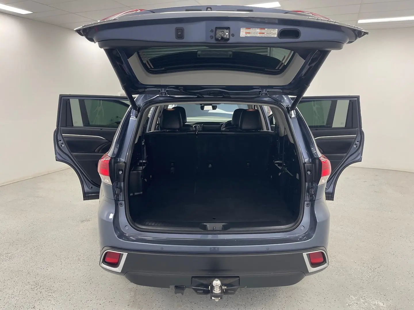 2019 Toyota Kluger Gallery Image 11