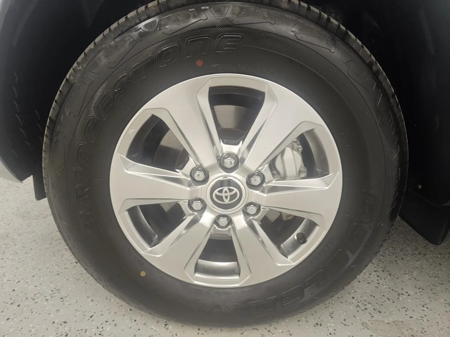 2023 Toyota Landcruiser Gallery Image 9