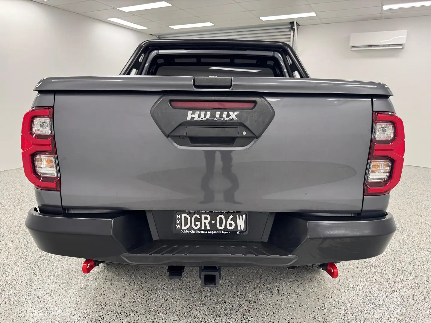 2022 Toyota Hilux Gallery Image 18