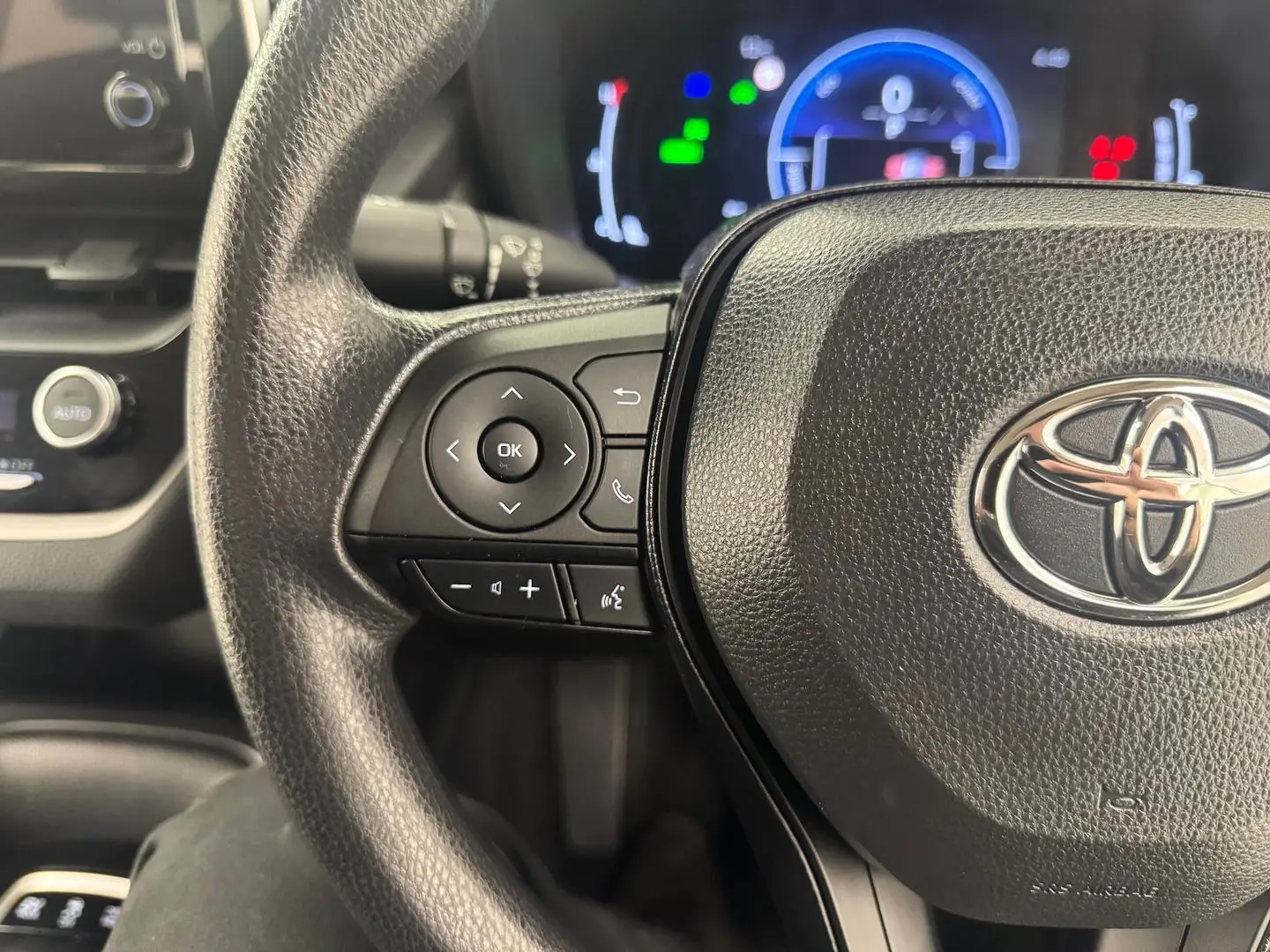 2023 Toyota Corolla Gallery Image 17