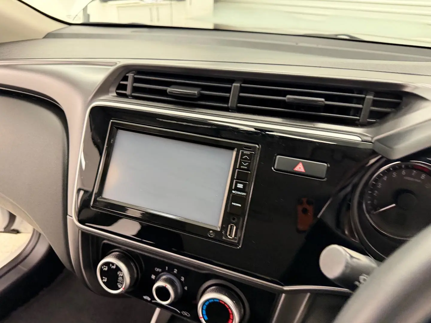 2019 Honda City Gallery Image 19