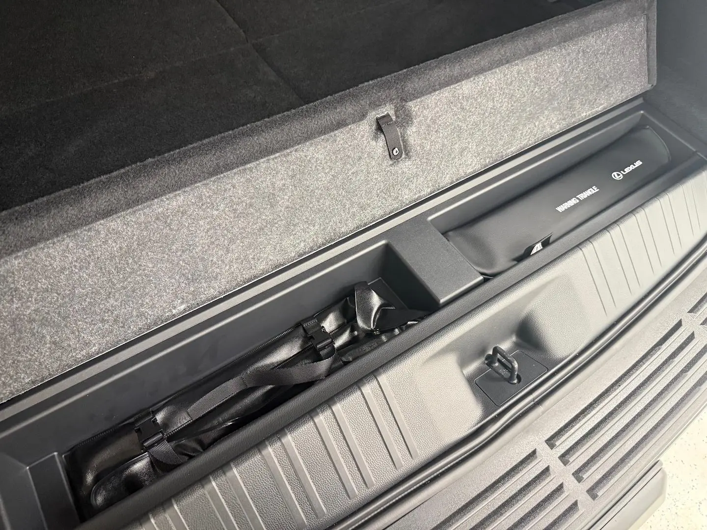 2025 Lexus GX Gallery Image 19