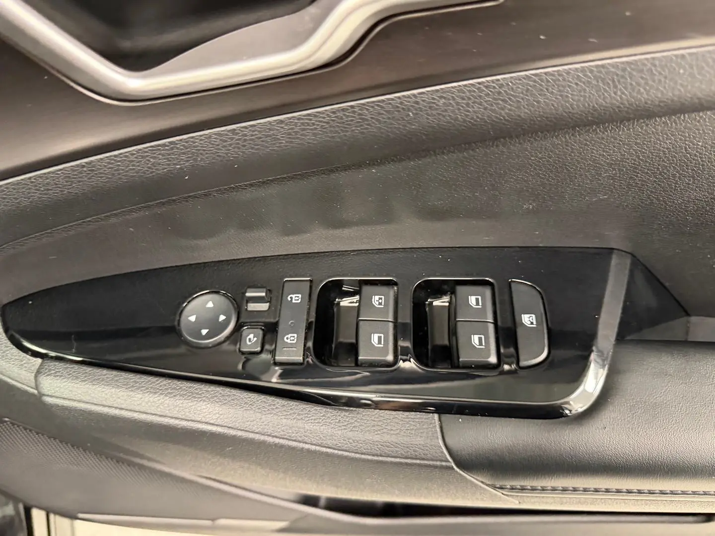 2024 Kia Sportage Gallery Image 22