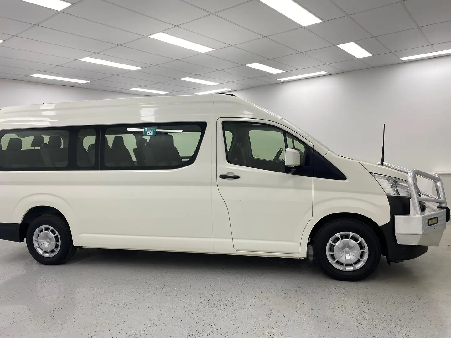 2021 Toyota Hiace Gallery Image 2