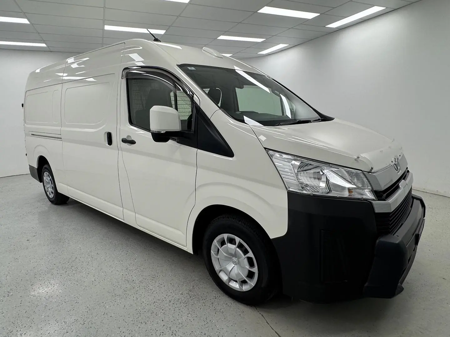 2023 Toyota Hiace Gallery Image 1