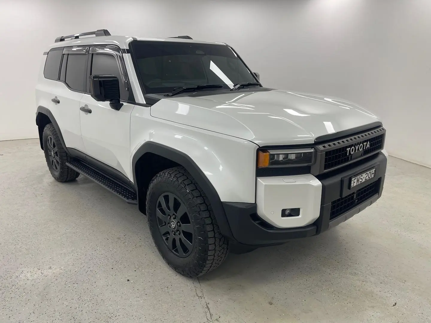 2024 Toyota Landcruiser Prado Gallery Image 1