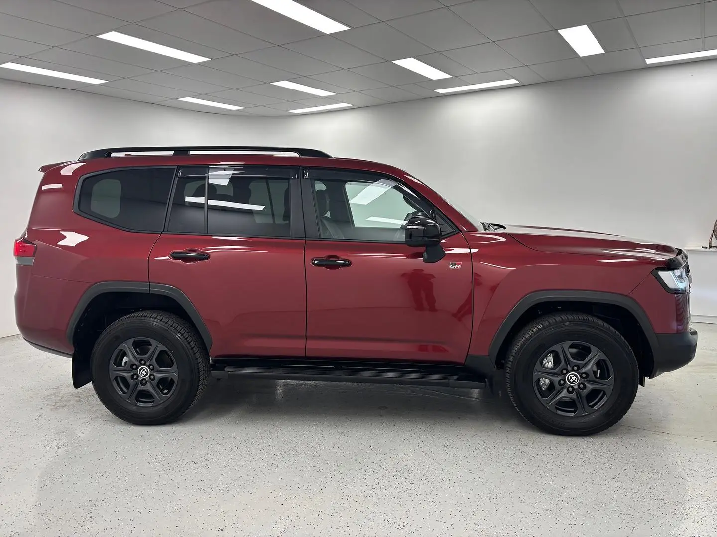 2024 Toyota Landcruiser Gallery Image 2