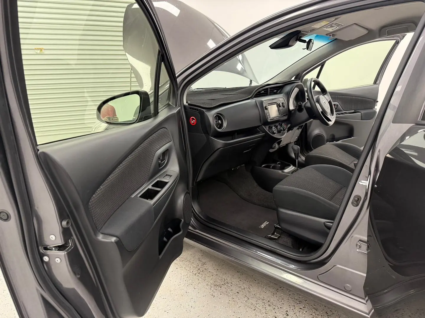 2018 Toyota Yaris Gallery Image 9