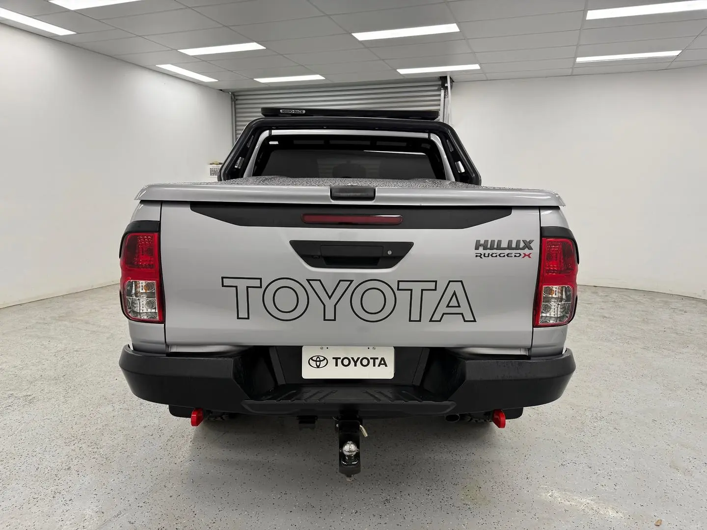 2018 Toyota Hilux Gallery Image 4