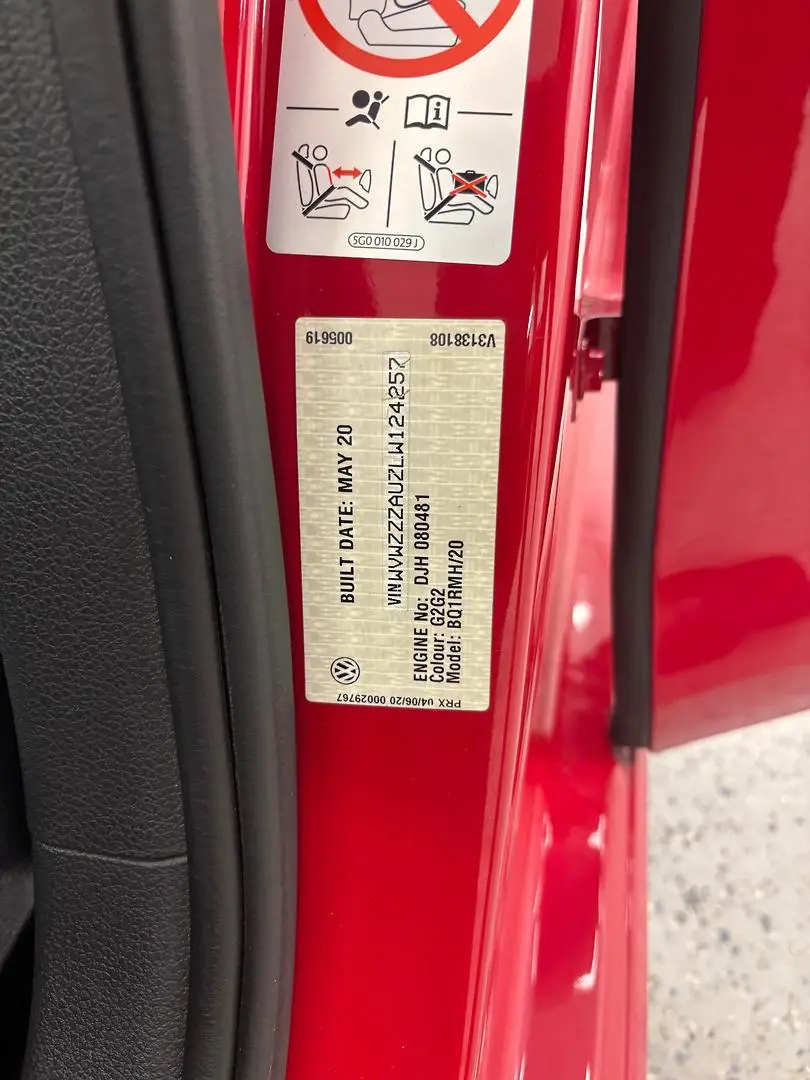 2020 Volkswagen Golf Gallery Image 17