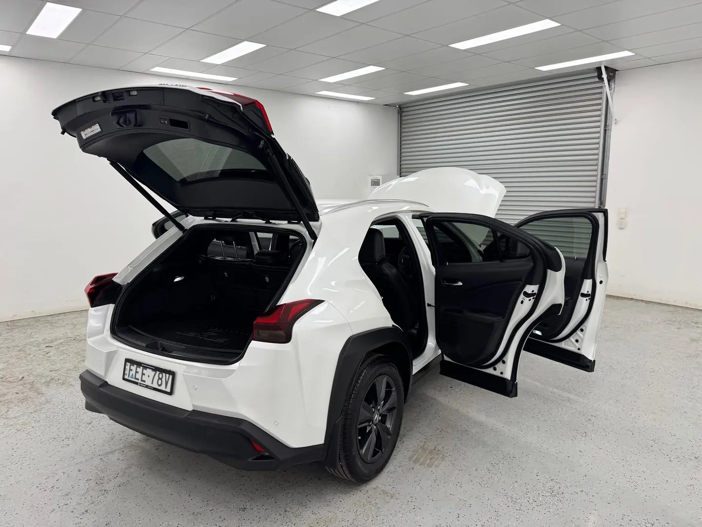 2023 Lexus UX Gallery Image 9