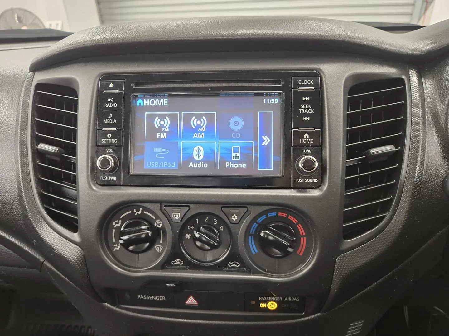 2021 Mitsubishi Triton Gallery Image 24