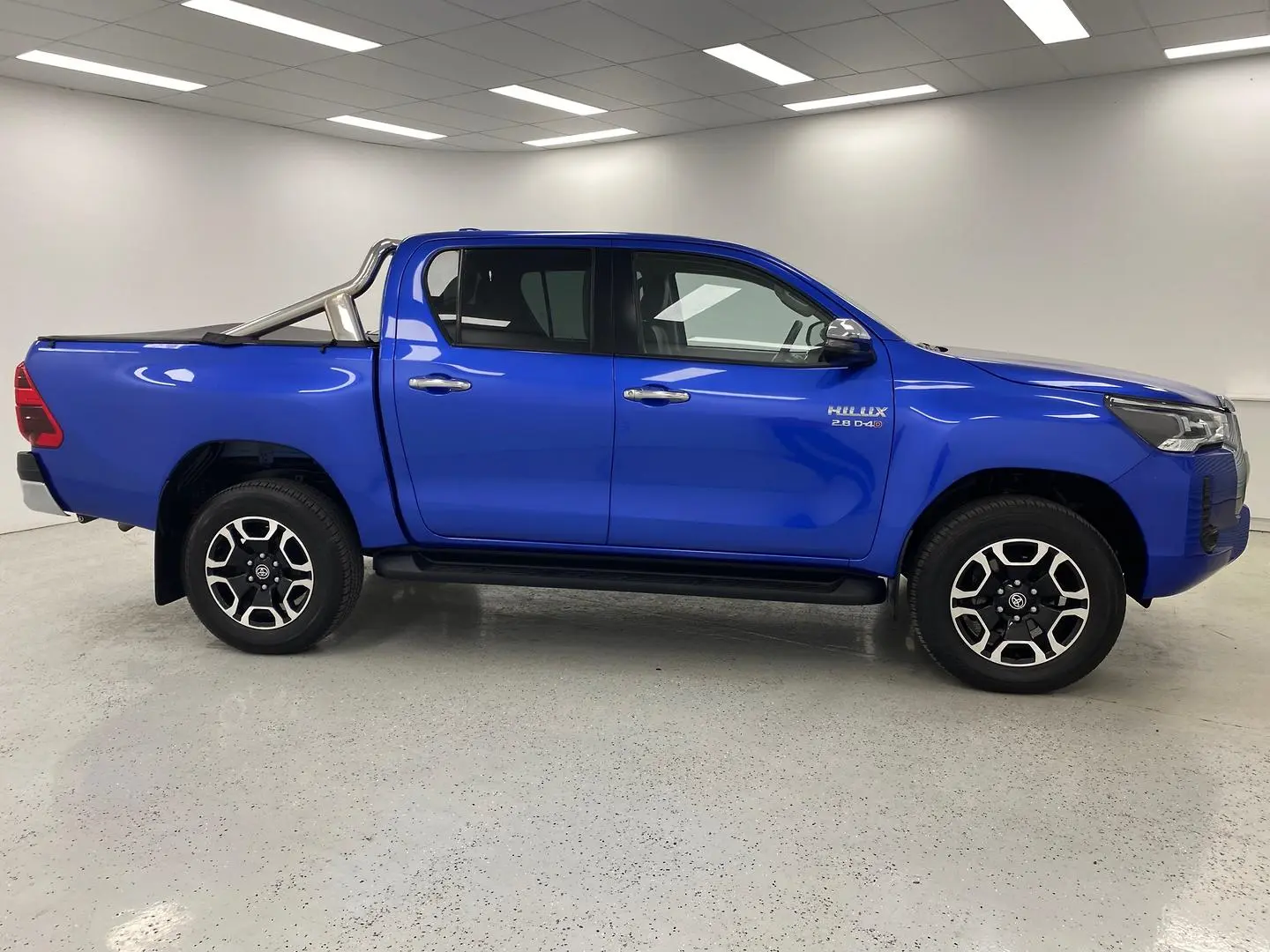 2022 Toyota Hilux Gallery Image 2