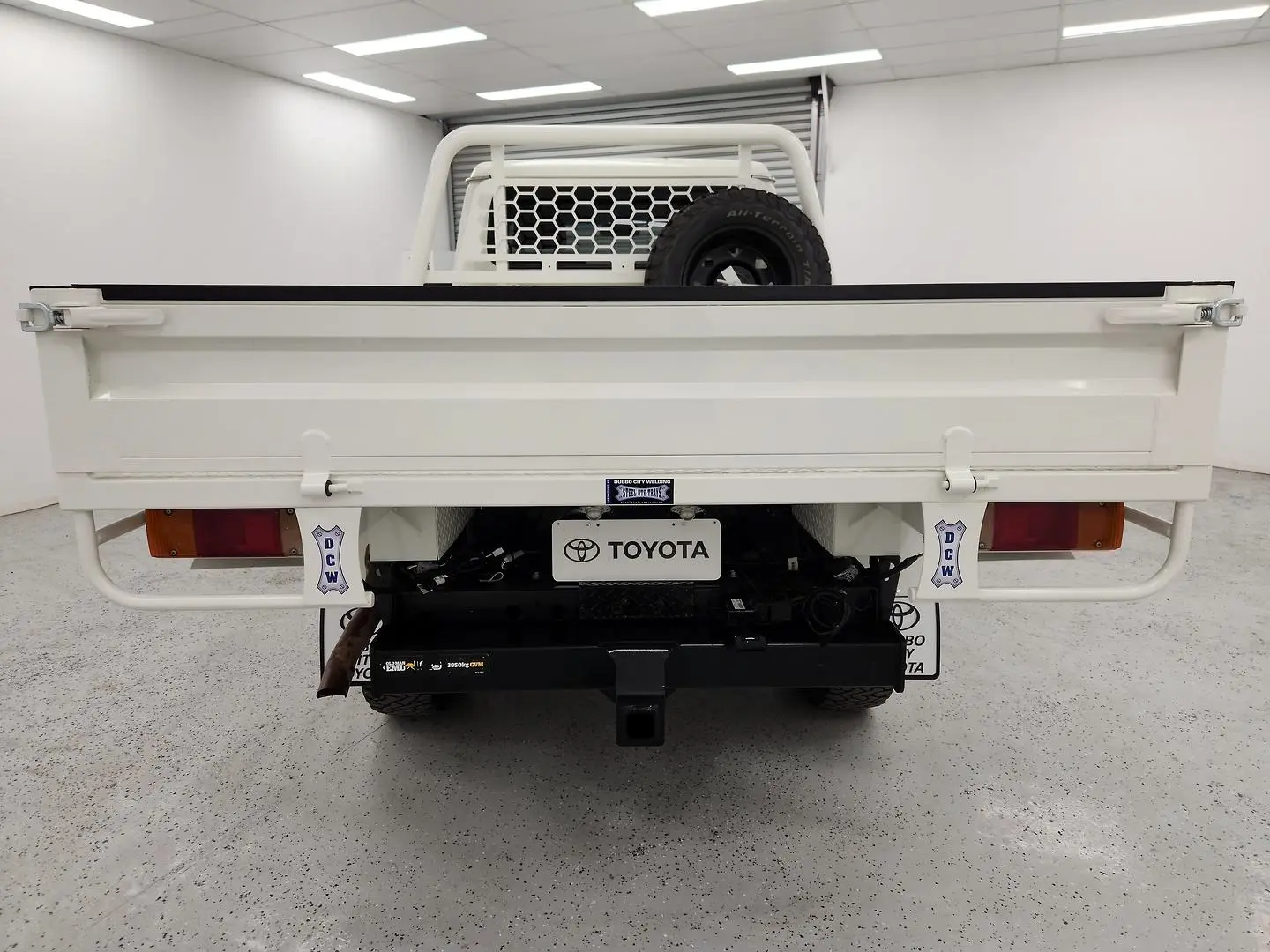 2022 Toyota Landcruiser Gallery Image 4