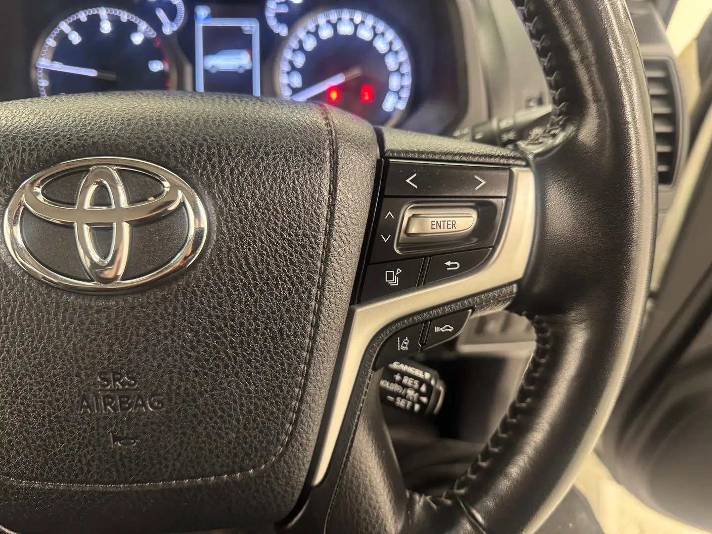 2019 Toyota Landcruiser Prado Gallery Image 20