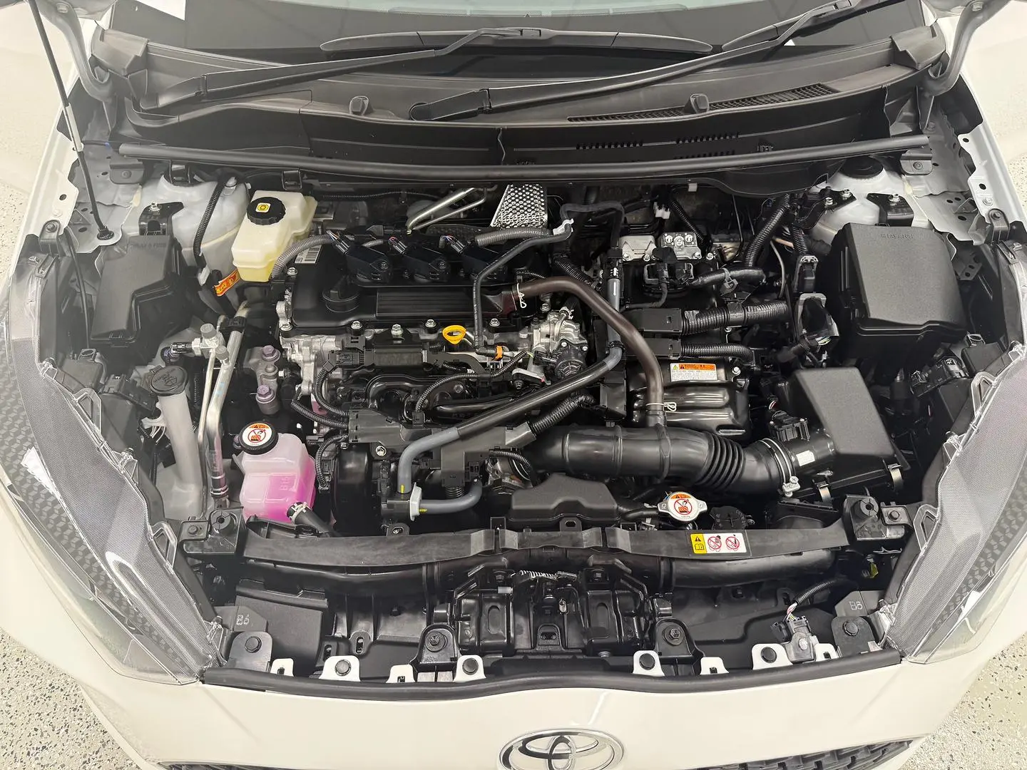 2024 Toyota Yaris Gallery Image 24