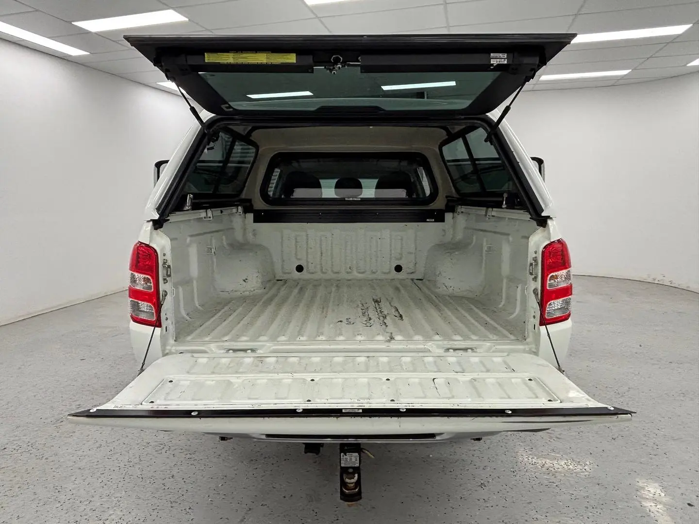 2017 Mitsubishi Triton Gallery Image 11