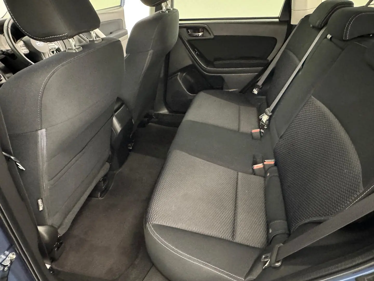 2014 Subaru Forester Gallery Image 16