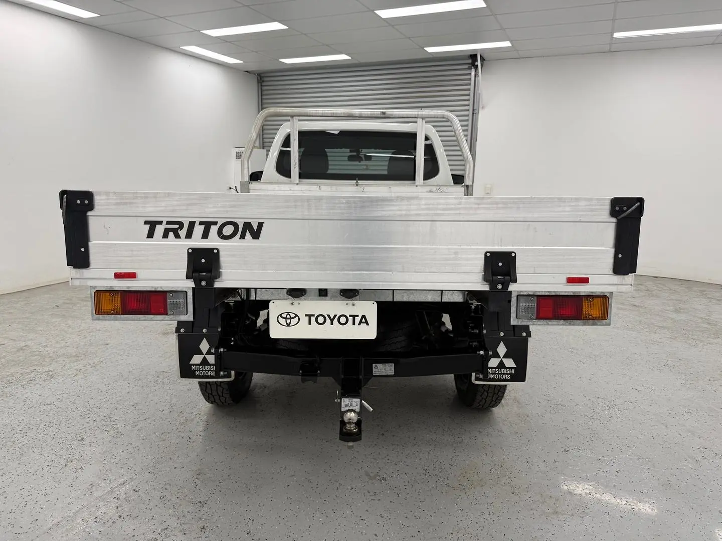 2022 Mitsubishi Triton Gallery Image 4