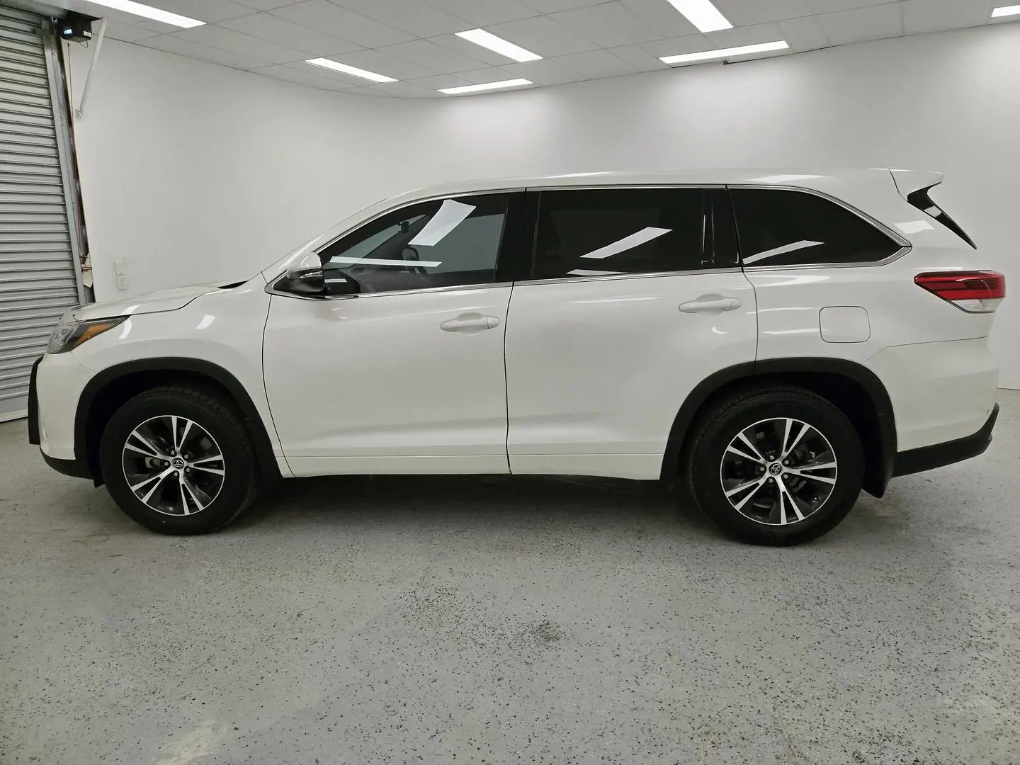 2019 Toyota Kluger Gallery Image 6