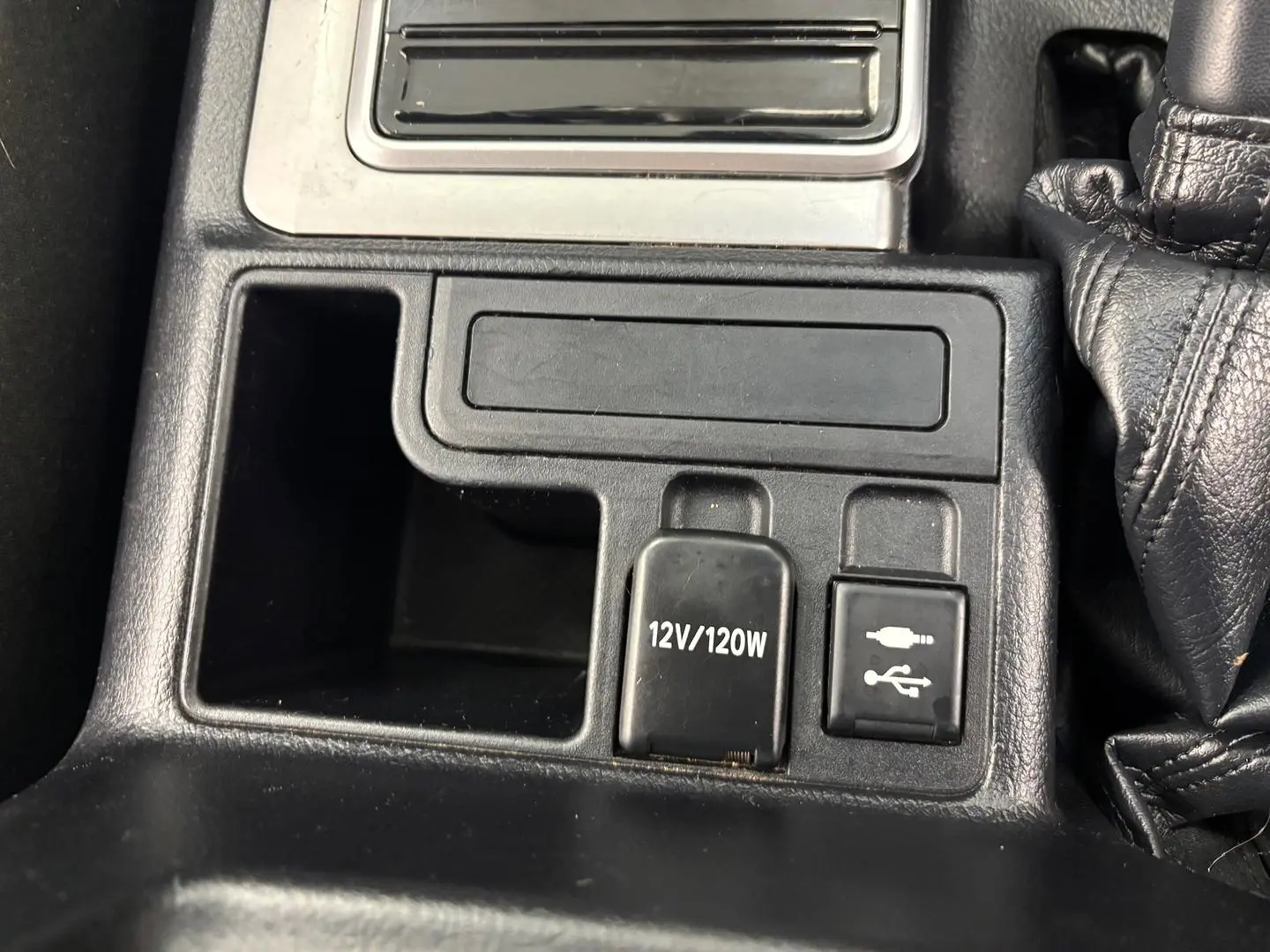 2018 Toyota Landcruiser Prado Gallery Image 34